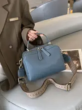 本革製 ダブルファスナー 大容量 ショルダーバッグ【女性用・カジュアル・正方形】