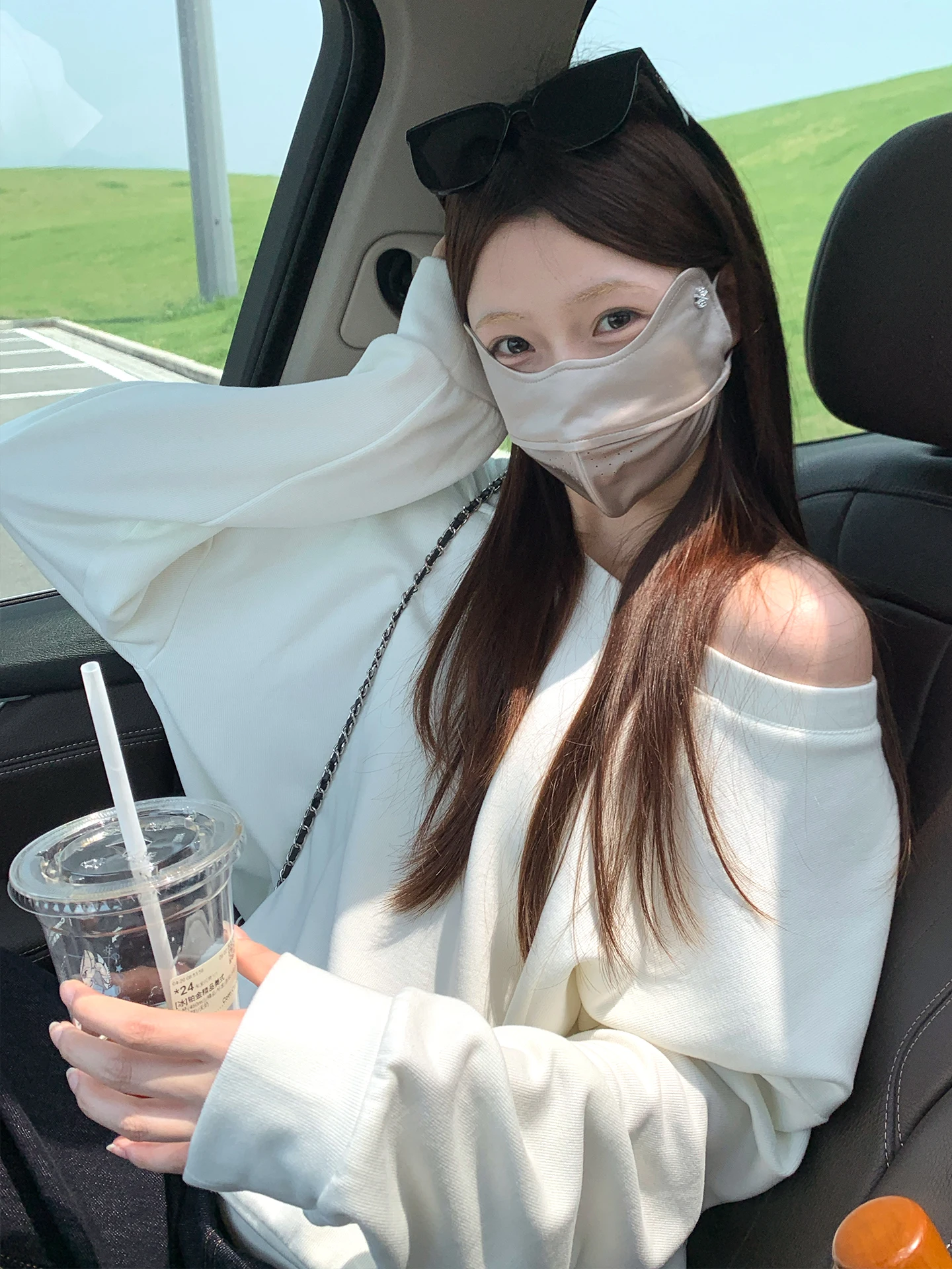 高品質な透明バイオヒアルロン酸UVカットマスク：母の日プレゼントとしての美容パック効果と実用性