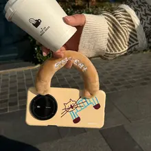 毛羽立つ手提げ型携帯電話ケース【ストラップ付き・防摔・ファー素材】