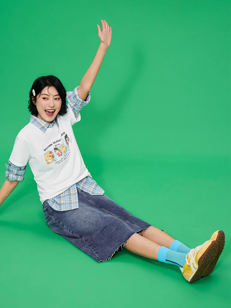 阿毛コラボデザインの短袖Tシャツ：夏用イラストレーターシリーズの通勤風スタイルとは
