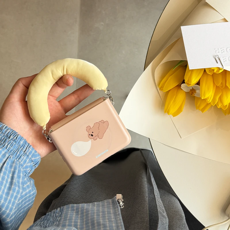 スマホケース おしゃれ 大人 どんなものがあるの？個性的で使える手帳型ケースの選び方を解説