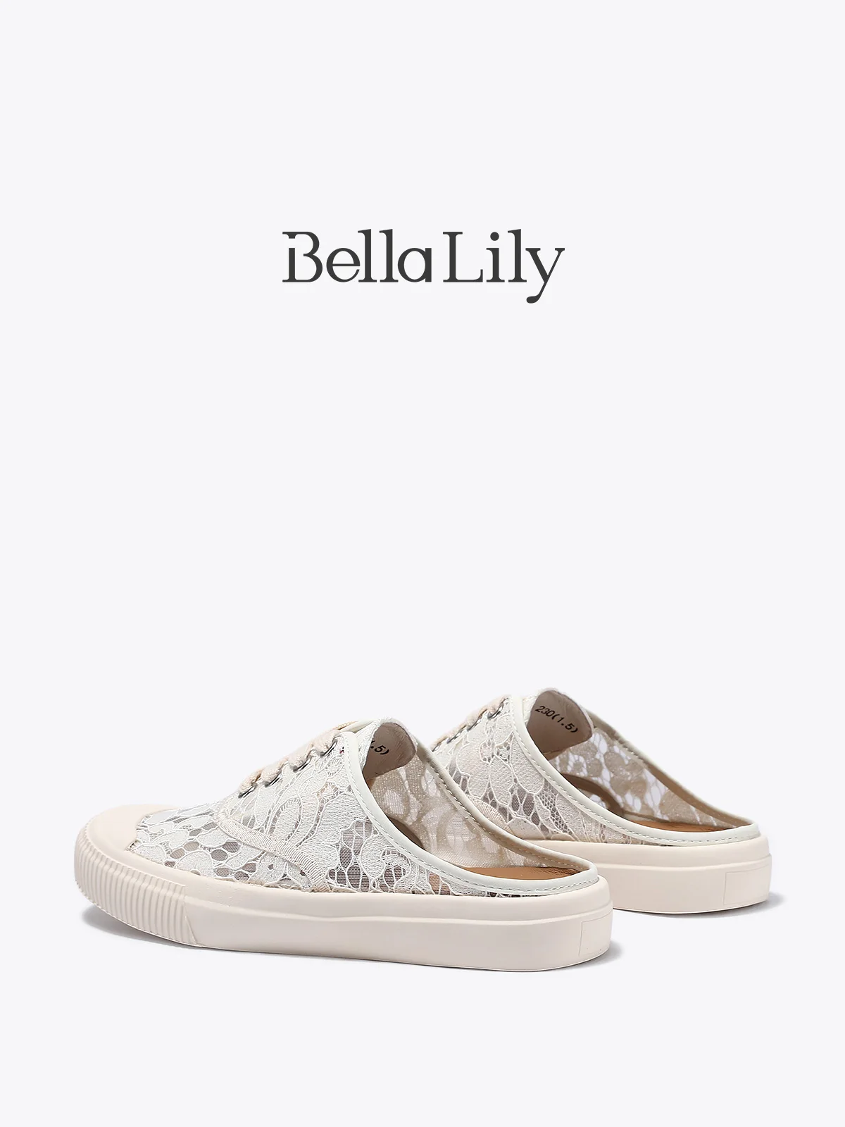 裸足で履くスニーカーの選定：Bella Lilyの通気性レース素材包頭スリッパ