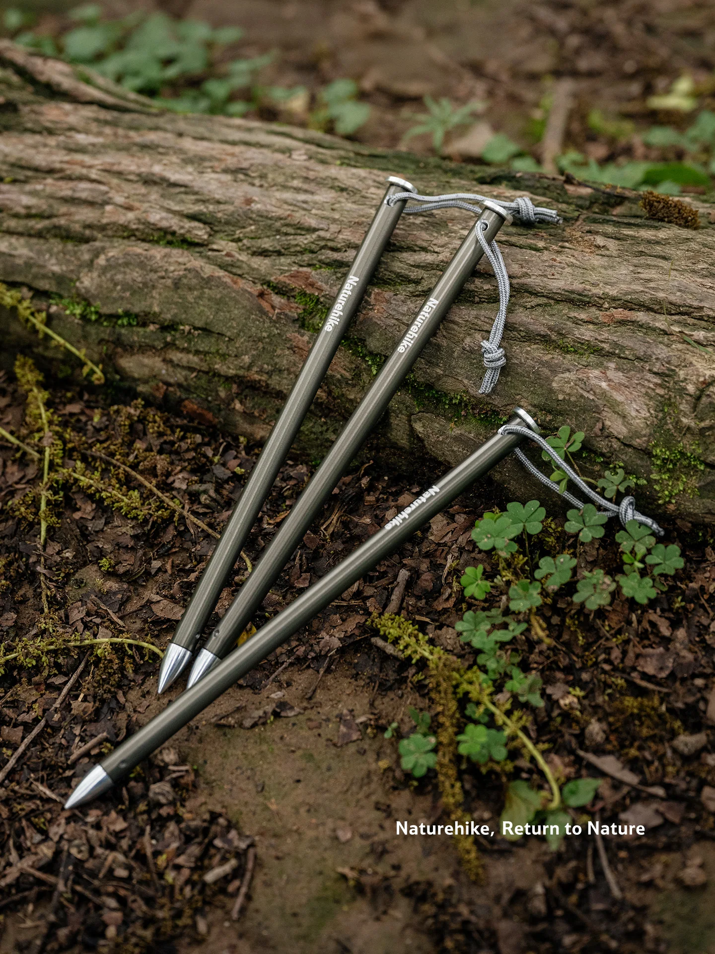 アウトドア用品選びで迷うなら、このアルミペグが救う！Naturehike Village13で自然に触れたい人のためのベストアイテムとは？