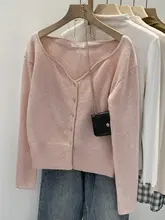 上品なデザインのピンクニットカーディガン【Vネック・秋用】（セットアップ対応）