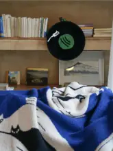 Spotifyレコードデザインの手作りラグ【円形・滑り止め・インテリア用・ギフト・車用】