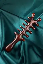 天然紫檀製 幅広歯マッサージコーム【女性用・長髪・頭皮マッサージ対応】