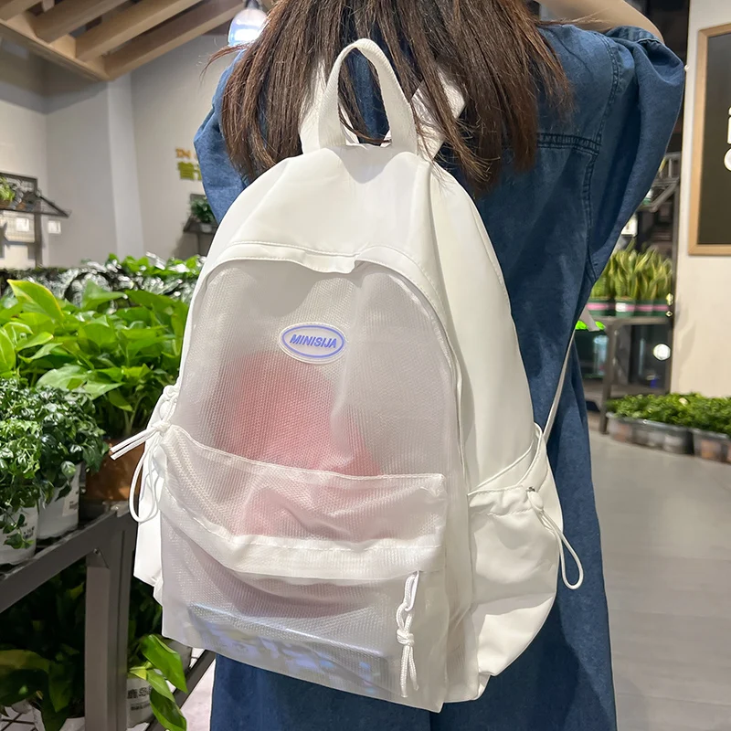 シンプルなデザインのメッシュリュック：学生用女子向け二重肩ベルトモデルの実用性と価格対応