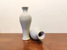 清朝末期の德化潮州窯花瓶【仿哥窯金絲鉄線文・観音浄瓶】