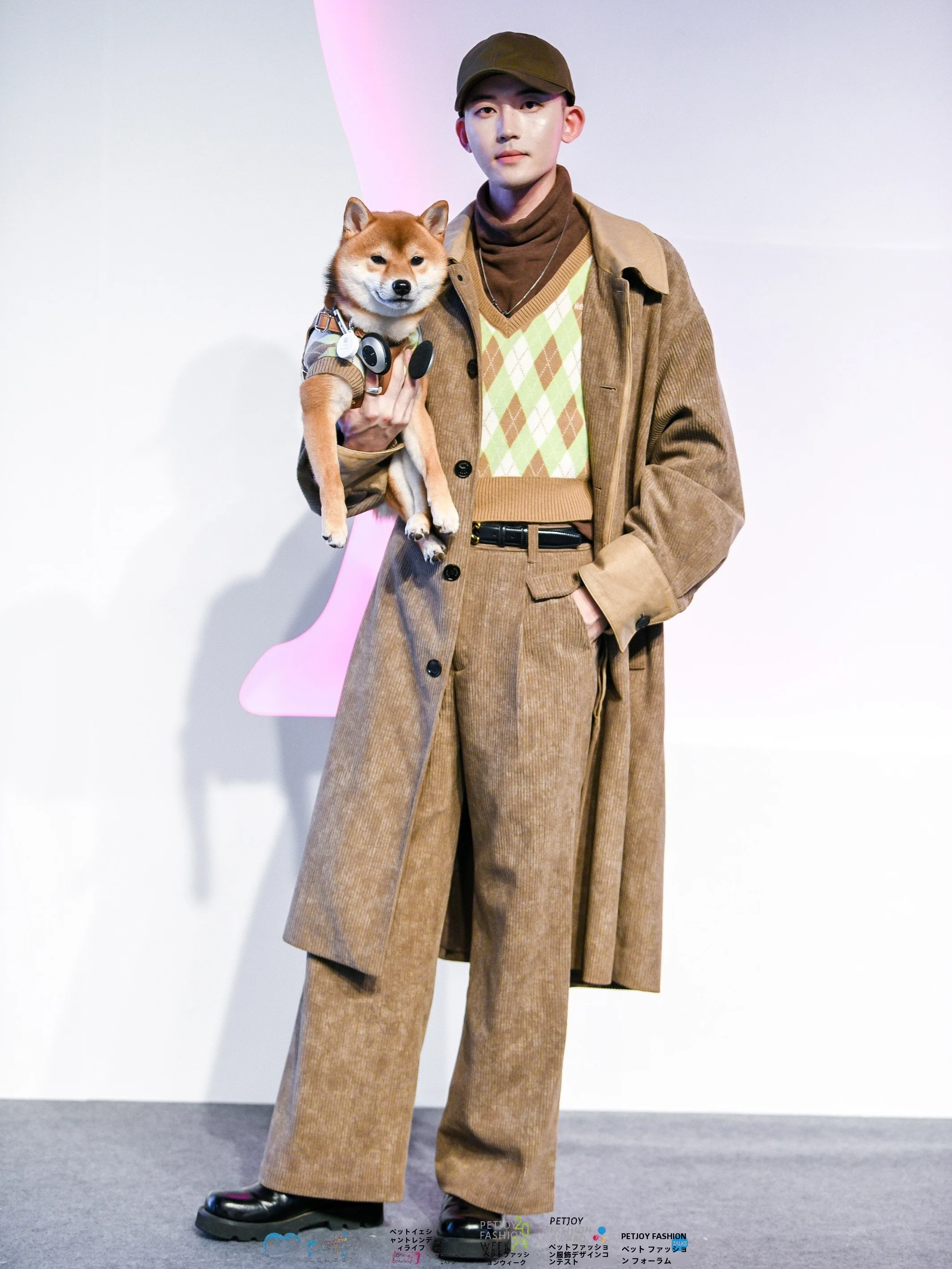 親子兼用ニットベスト：猫犬デザインと毛玉防止機能の実用性を検証