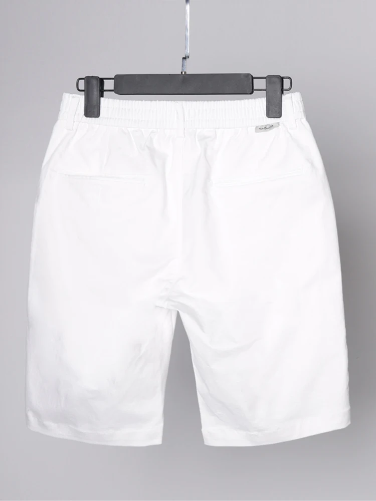 20代後半の夏にどんなショートパンツがおすすめ？カジュアルで洗練されたスタイルを実現する1つの答え