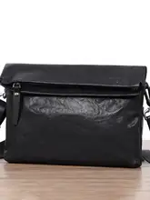 本革製 メンズショルダーバッグ【トレンドスタイル・カジュアル・小型・通勤用】