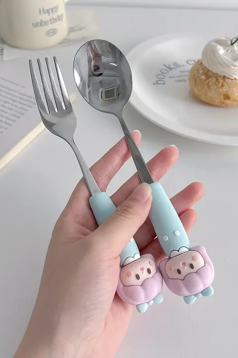 かわいいデザインの304ステンレス製スプーンとフォーク【家庭用・創造的・西洋料理用】