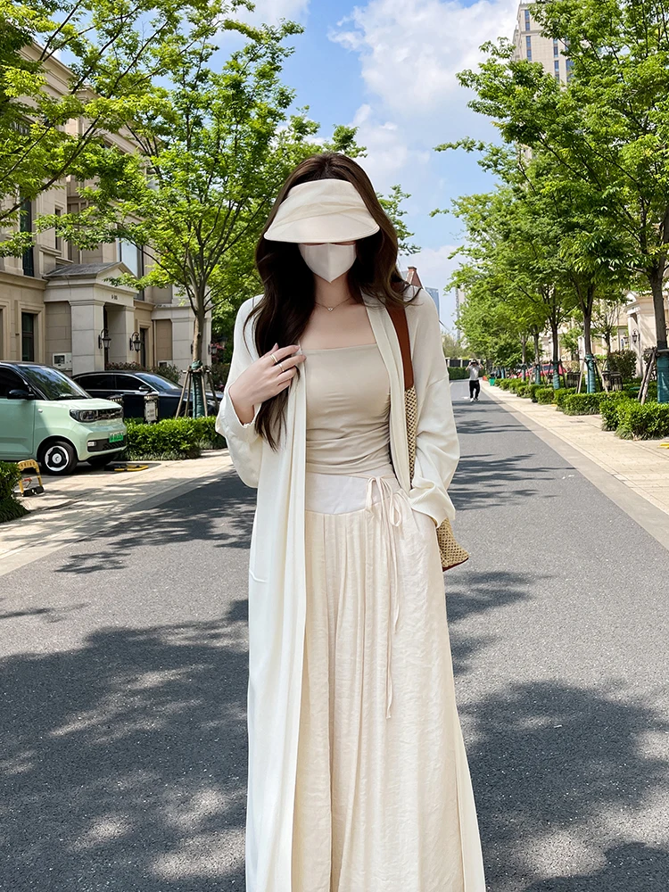 薄手と厚手のカーディガン、春と秋にぴったりなのはどれ？3つのブランドで徹底比較してみた