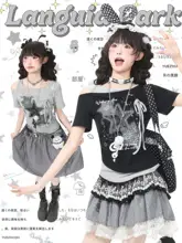 斜め襟の肩出しデザイン！星柄のショートスリーブTシャツ【夏用・ダメージ加工・女性用】