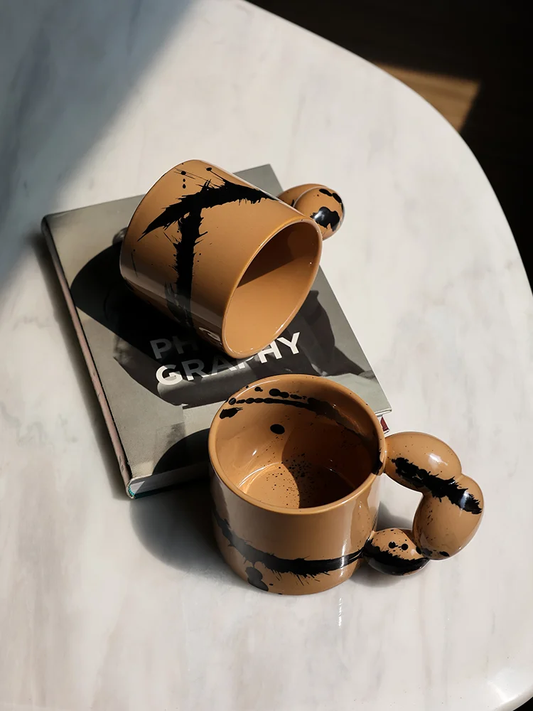 コンビニコーヒー タンブラー おすすめ：CocoCup キャラメルカラーマグカップの実用性と特性