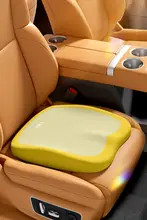 小柄な女性向け ドライビングシートクッション【運転用・高さ調整・自動車用】