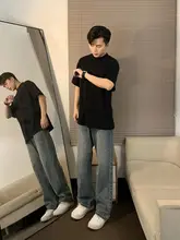 シンプルなデザインの黒いメンズTシャツ【クリーンフィット・半袖】