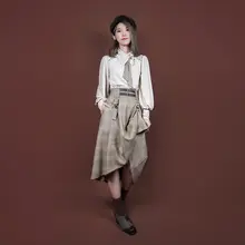 英国風レトロ浅いカフェ色織り格子模様のワイドタイネックアクセサリー