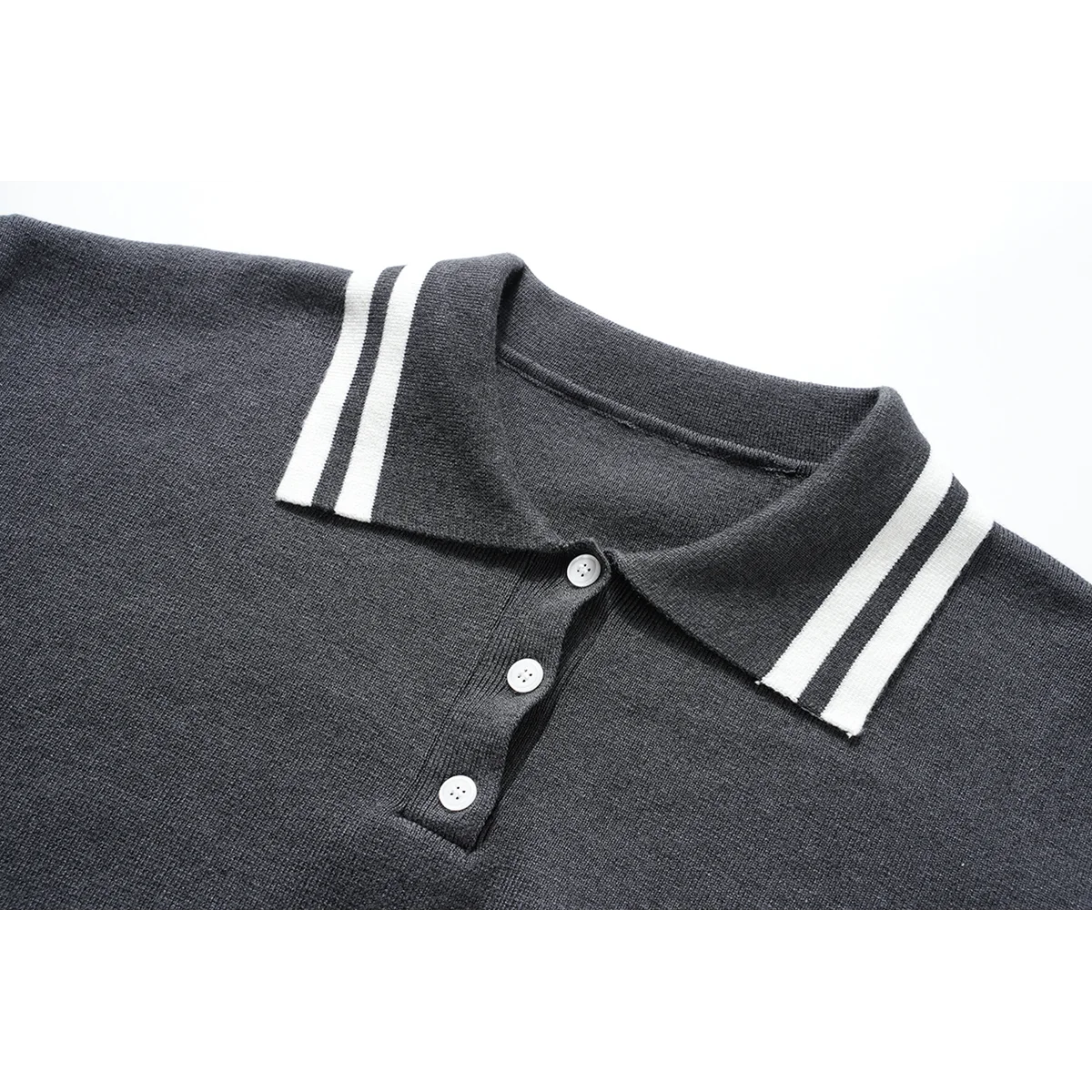 20度と25度の気温で高校生が着る服はどう選ぶ？学院風セットアップの選び方を徹底解説