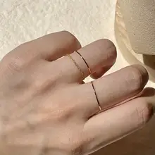色あせしにくい極細金色リング【女性用・高級感あるデザイン・個性的】
