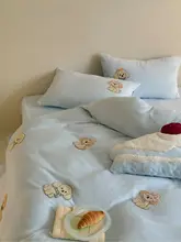 冬季用 牛乳のようなクリーム色のコットン毛布【カートゥーン刺繍・防静電気・暖かい】（セットアップ対応）