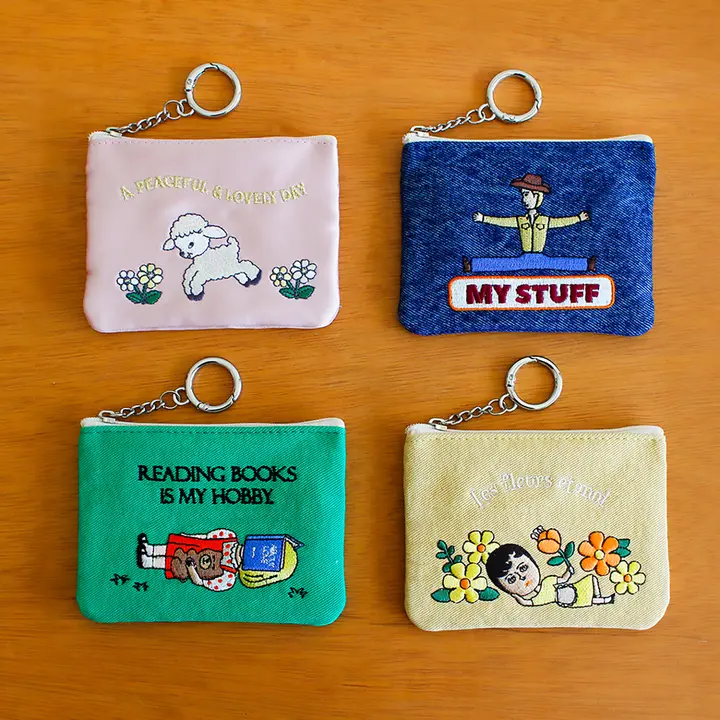 刺繍イラスト付き多目的財布【コインケース・カードポケット・イヤホン・リップ・証明書収納】