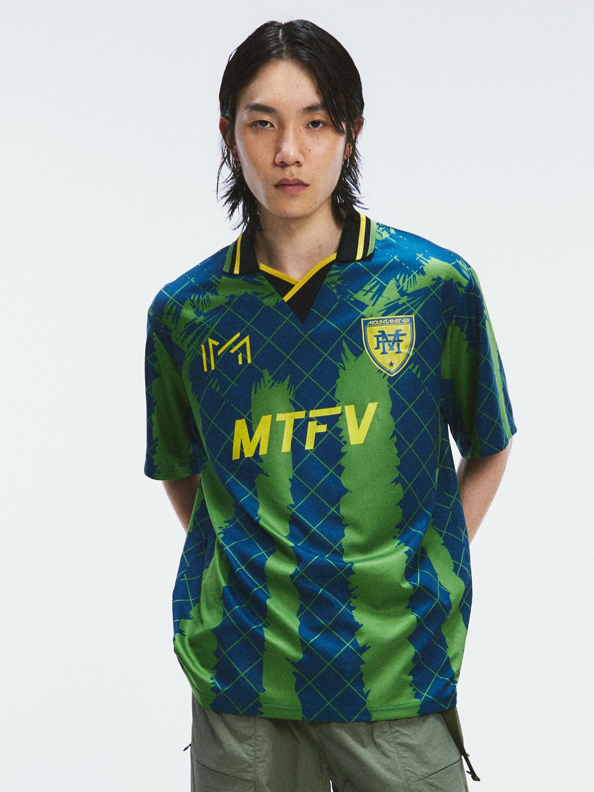 女子サッカーユニフォームで迷うなら、速乾性とデザインのバランスが鍵！