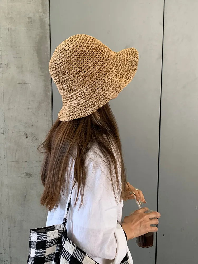 40代女性に合うリゾート風手編み草帽は、どんなもの？