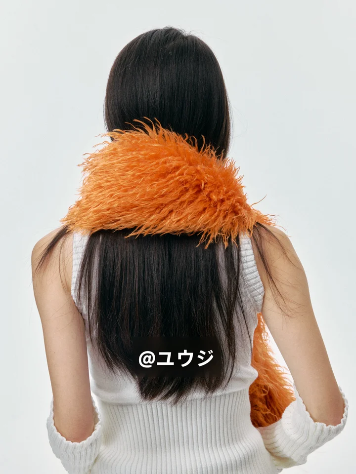 温かさを保つ！オレンジ色のボリュームファー巻きスカーフ【秋冬向け・ネックガード・ショール】
