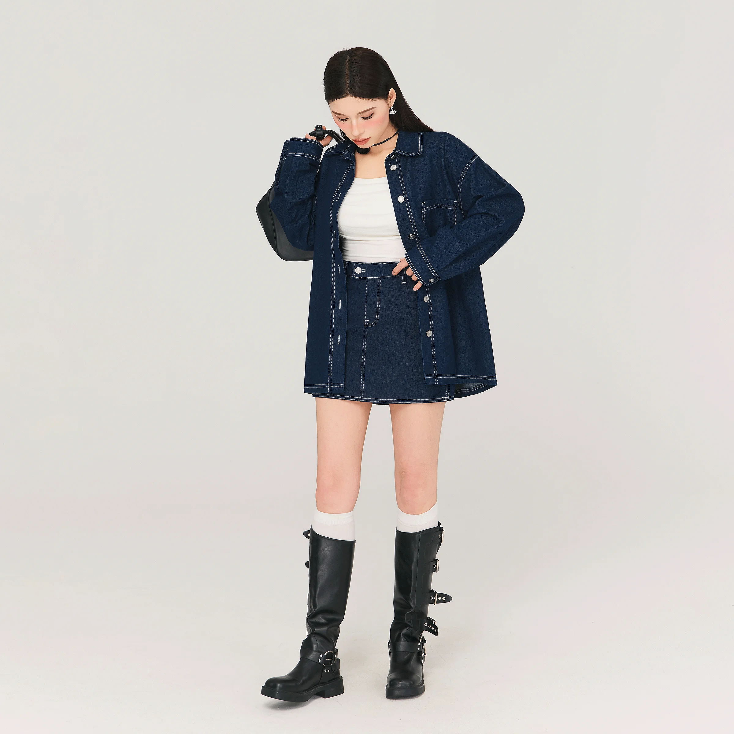 淡いデニムを通勤に活かすには？GARBXLの春用セットアップが解決する3つの悩み