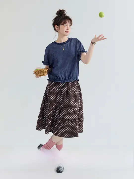 デニムフリルデザインのルーズフィットシャツ【女性用・夏向け・ラウンドネック】