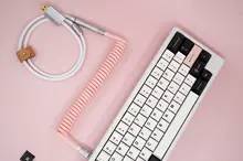 手作り 電子機器用編み込みケーブル【ピンクホワイト・スパイラルデザイン】