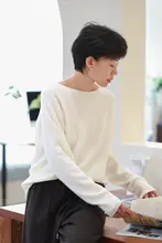 極上の柔らかさ羊毛ニットベーシックカットソー【レトロ・ラウンドネック・春用】