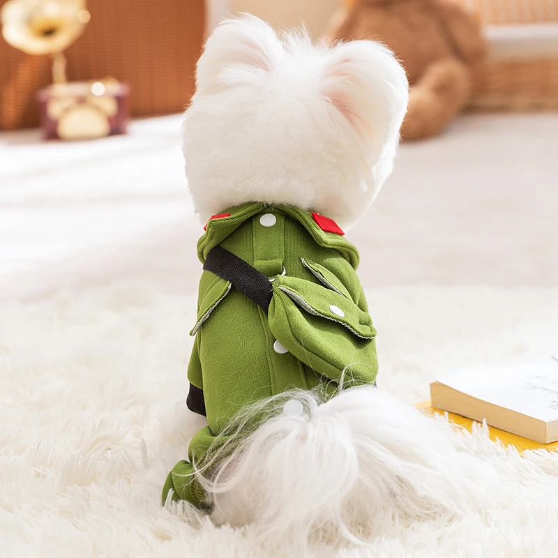ペット犬服 四本足フリース 秋冬スタイル：通気性と機能性を両立した実用性を検証