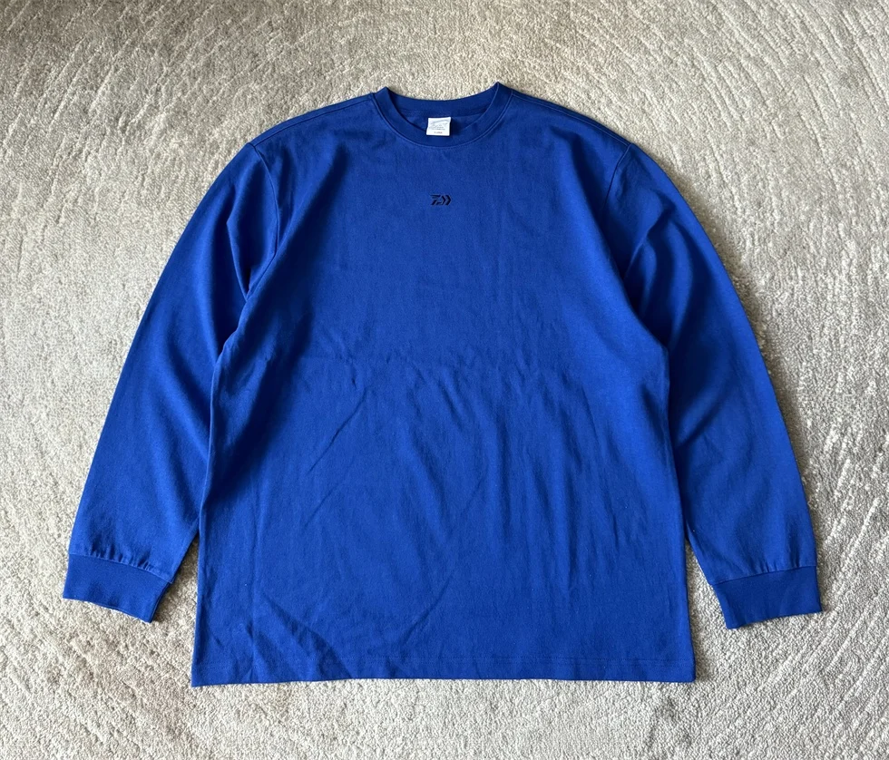 キャンプ釣りに最適な復古風長袖Tシャツ：重厚な綿素材による快適なアウトドア着用
