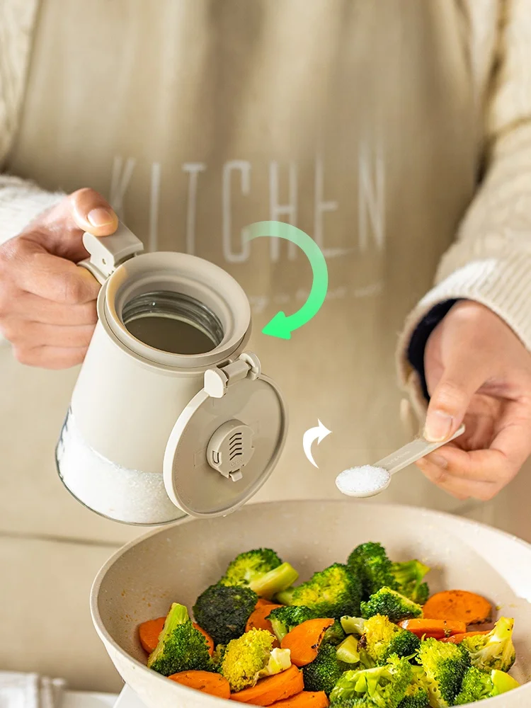 モダンな調味料入れ：キッチン用収納ボックスの機能と実用性
