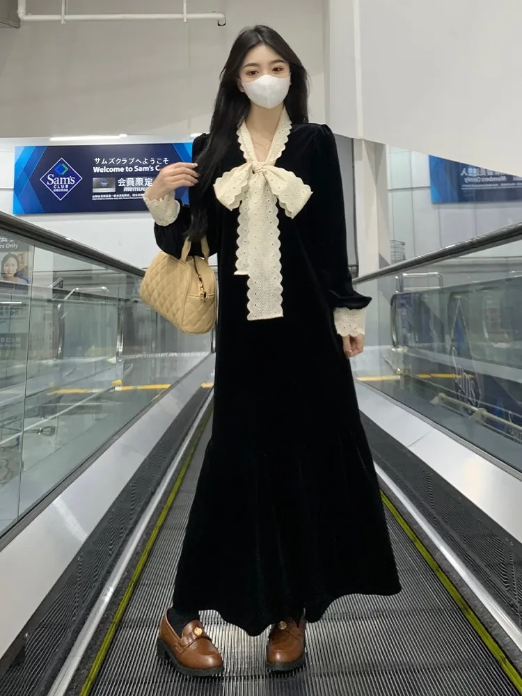 クラシックコンサート女性冬の服装はどう選ぶ？高品質シルクベルベットワンピースが解決する3つの悩み