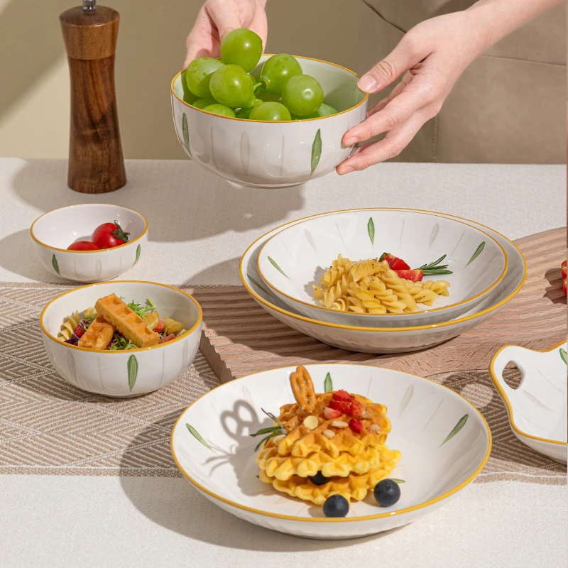 一人暮らしのキッチンにぴったり？美しい陶器食器セットの選び方とは