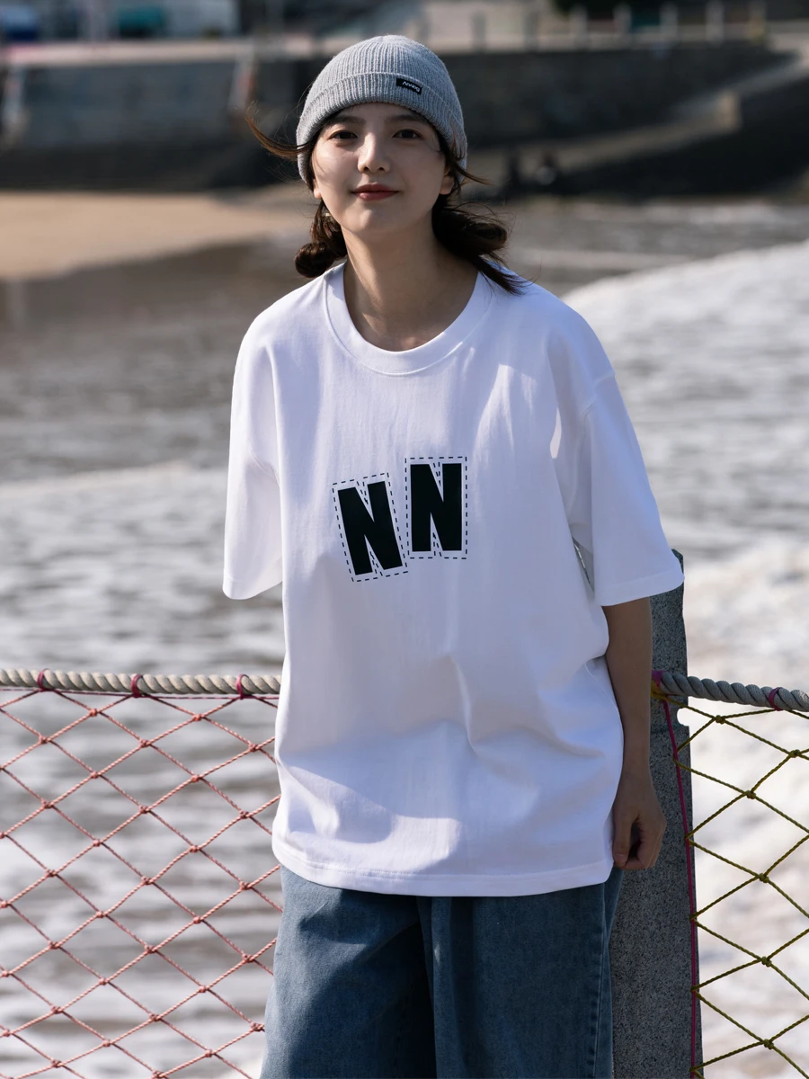 ネイバーフッド tシャツ：レトロデザインの通勤風半袖Tシャツが提供する実用性とスタイル