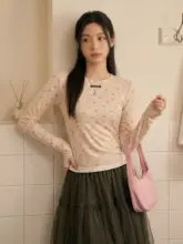 花柄ラウンドネック長袖インナーシャツ【春用・高級感・タンクトップ付き】（セットアップ対応）