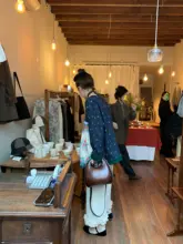 極上の柔らかさのフリル付きキルトパンツ【ストレートシルエット・九分丈・快適デザイン】