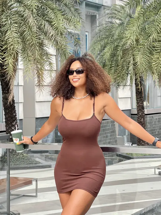 高腰デザインのタイトキャミソールワンピース【夏用・ストレッチ素材・シンプルカラー】