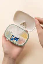 携帯用 薬盒【密封防潮・スライス付き・ミニサイズ・薬丸容器】