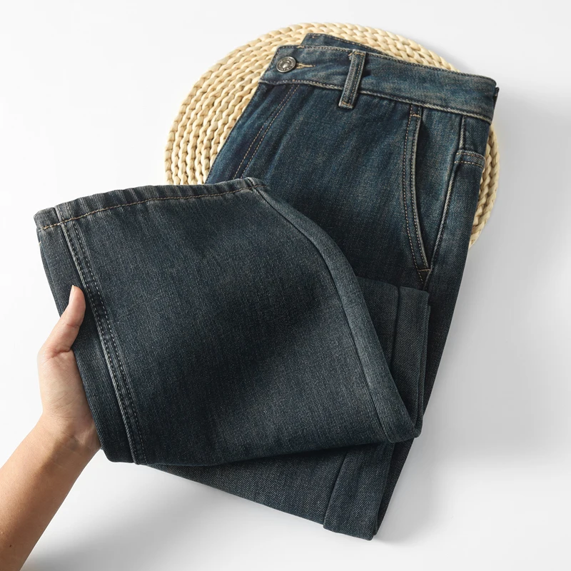 ウォッシュド加工のパンツを選ぶときに迷うなら、この1点が鍵です