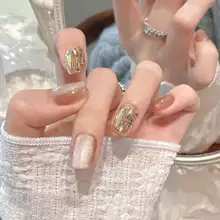 煌めくシャンパンクリスタル猫目ネイル【ハンドメイド・ショートタイプ・フルデコ】
