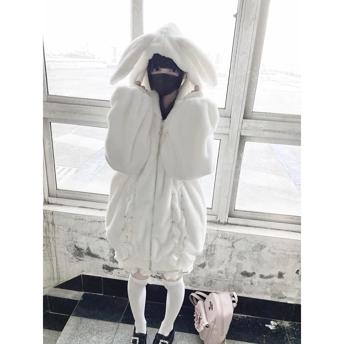 うさぎの毛 アパレル は 本当に 環境にやさしいのか？リボン付きうさぎ耳風ファーコートで見つけた答え