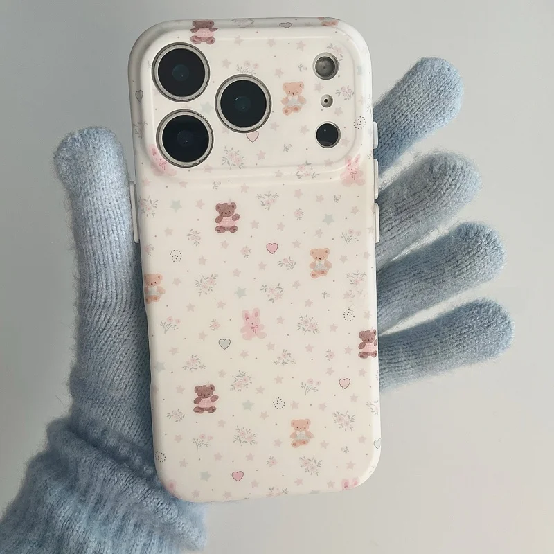 iPhoneケース 手帳型 どう選ぶ？可愛さと実用性のバランスを取るための選び方