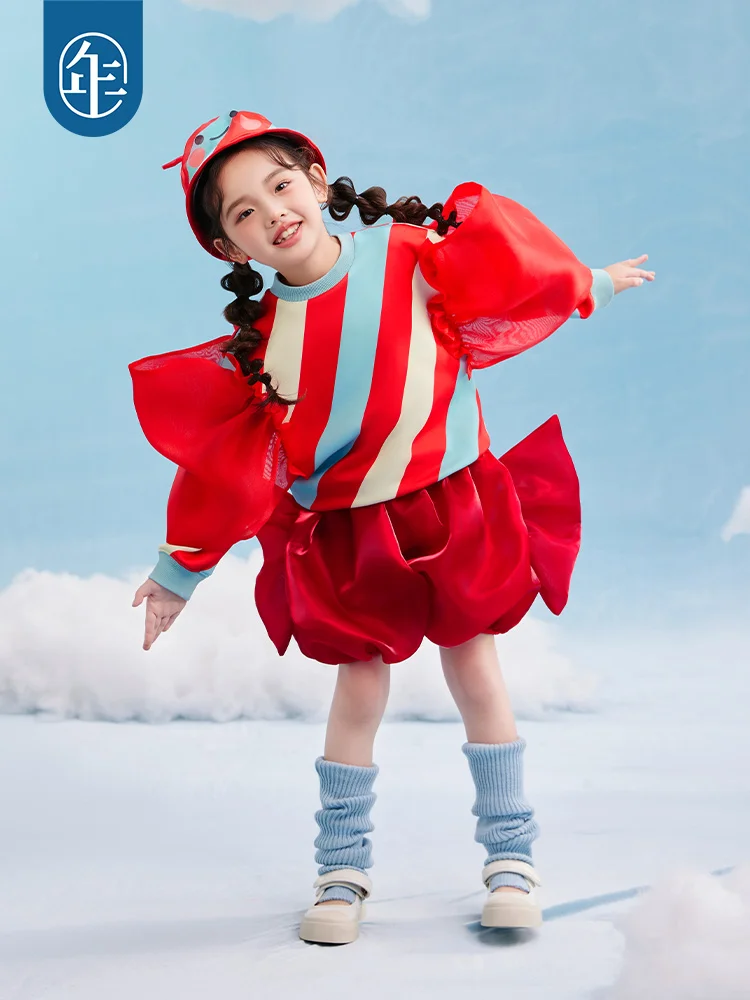 2歳女の子用ショートパンツ：甘美な花苞デザインで秋・春に最適な通気性スタイル