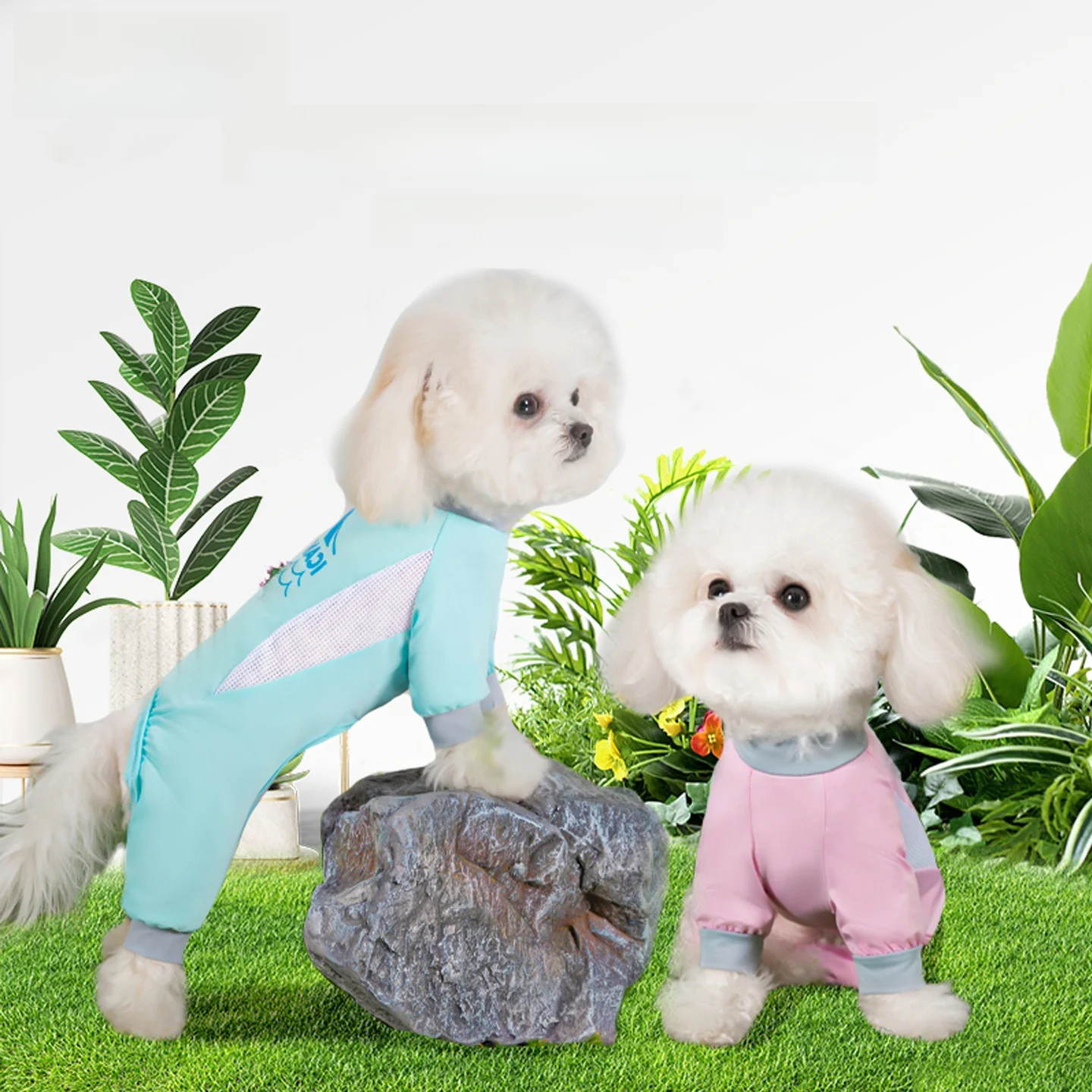 犬の夏用服 通気性と防晒機能が実証されたリード対応薄手衣