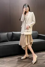 女性用低ヒールパンプス【春用・水晶装飾・黒・ラウンドトゥ・太ヒール】